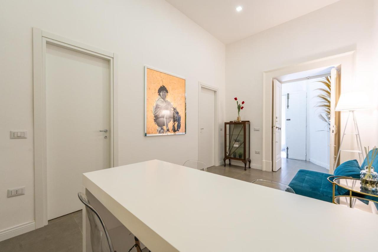 Appartamento Via Toledo 55 - Palazzo Della Porta Napoli Bagian luar foto