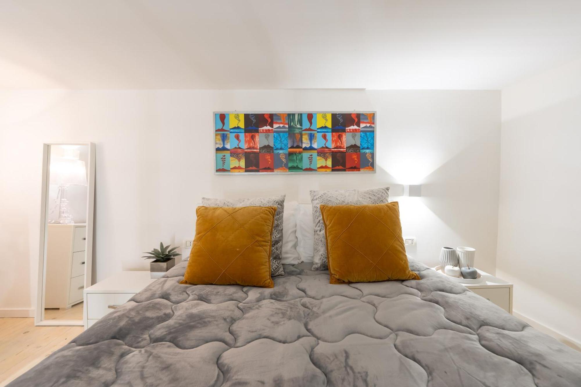 Appartamento Via Toledo 55 - Palazzo Della Porta Napoli Bagian luar foto